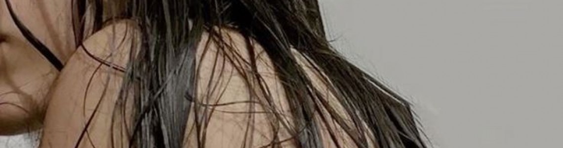 Як зупинити сезонне випадіння волосся: поради трихолога та домашній догляд Як зупинити сезонне випадіння волосся: поради трихолога та домашній догляд