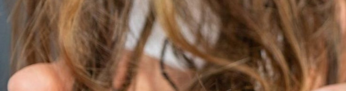 Сухі кінчики волосся: правда, яку не говорять про відновлення